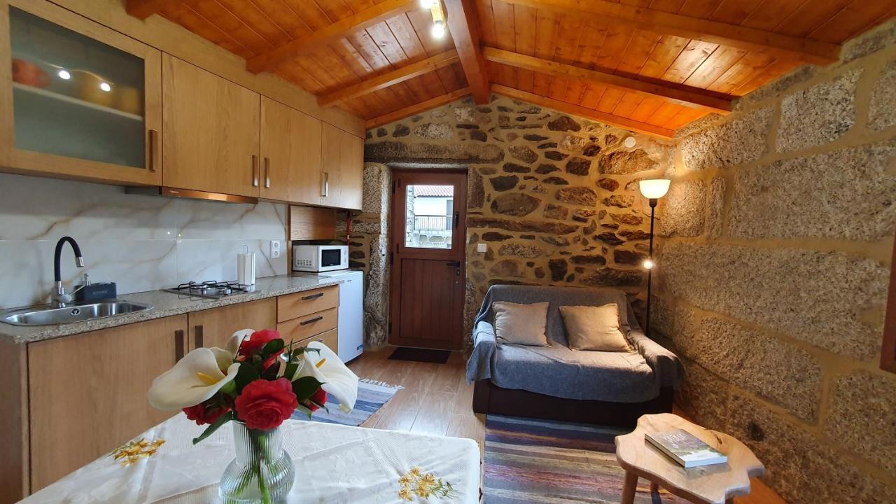 Casa Caminho Da Ponte Homestay *